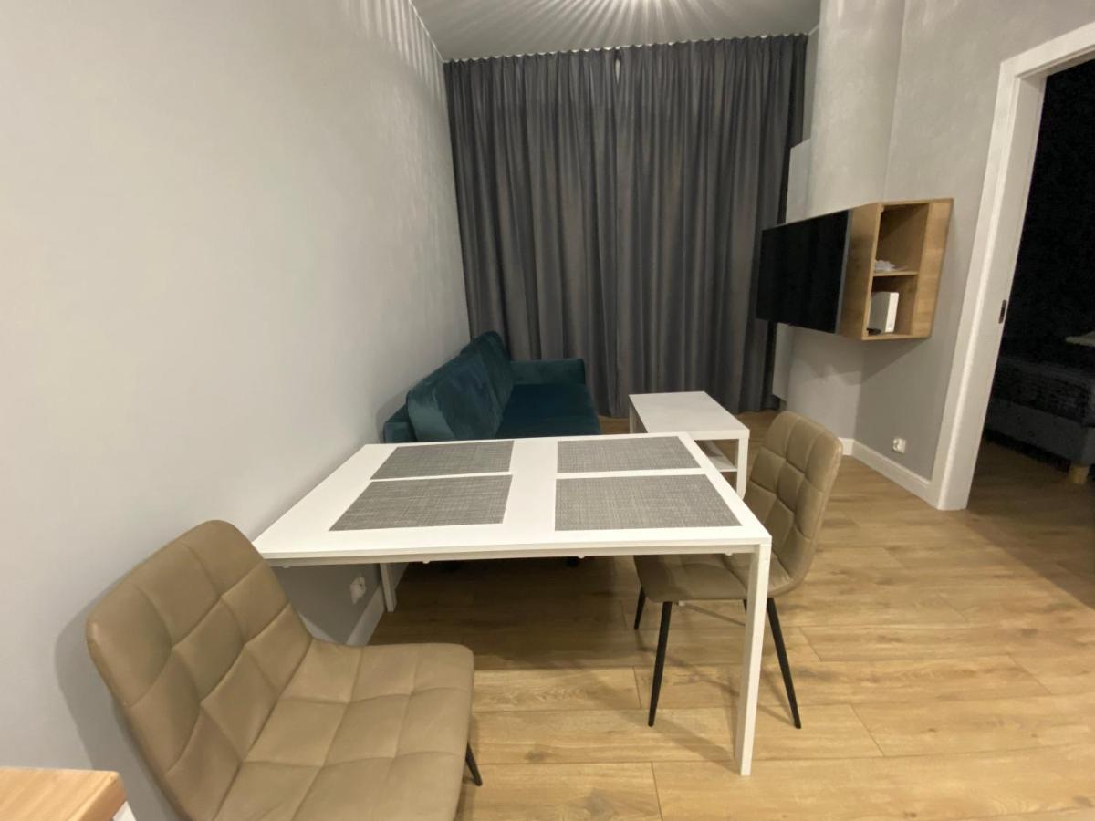 Hanza Tower High Floor Swimming Pool &